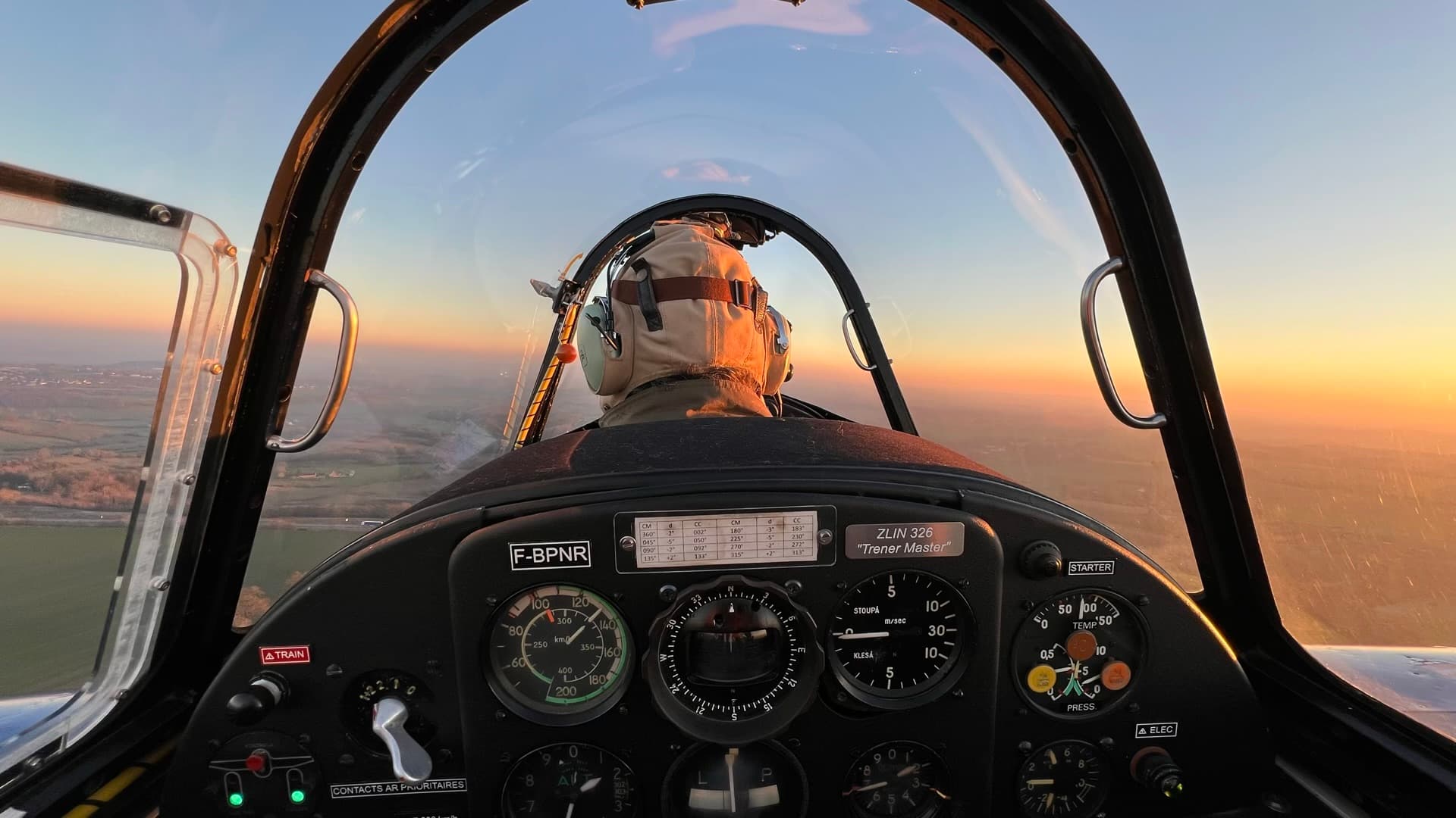 Avion de l'aéroclub LFAX